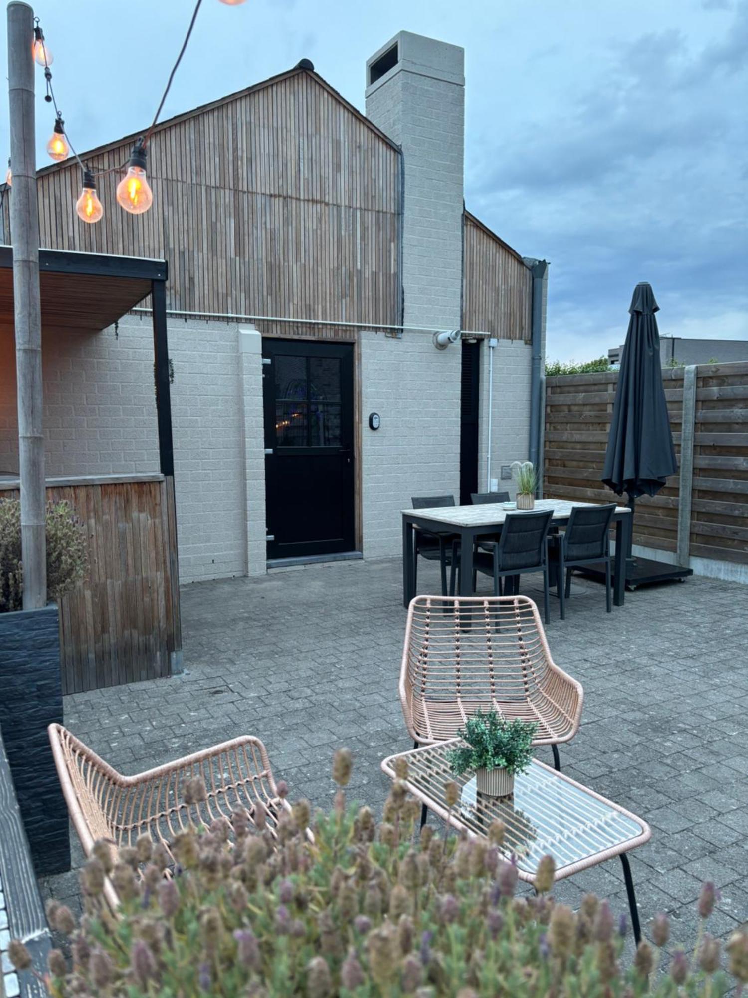 Guesthouse 66 Lommel Eksteriør billede